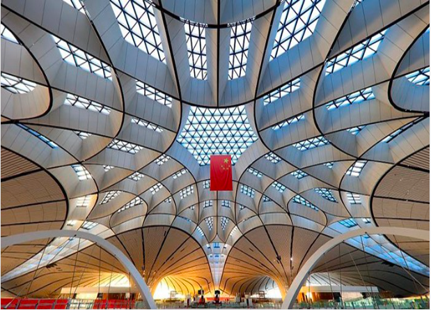 我與祖國共奮進(jìn)！